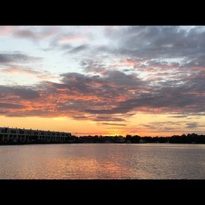 Meet your Posher, Monique